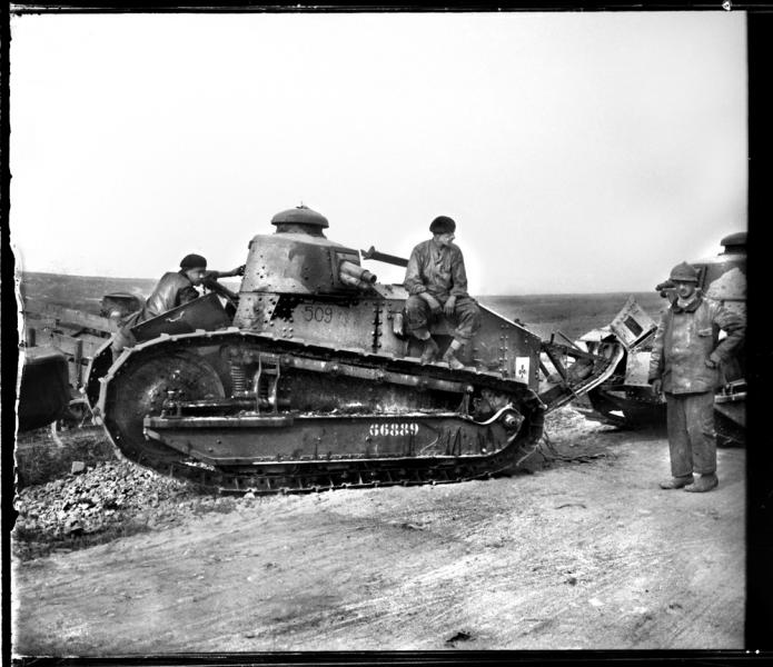 GUIGUELE char renault ft 17 6