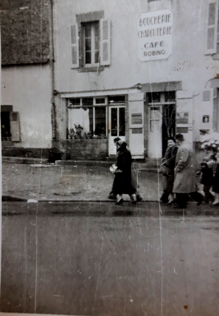 Robino Boucherie Café BOURG