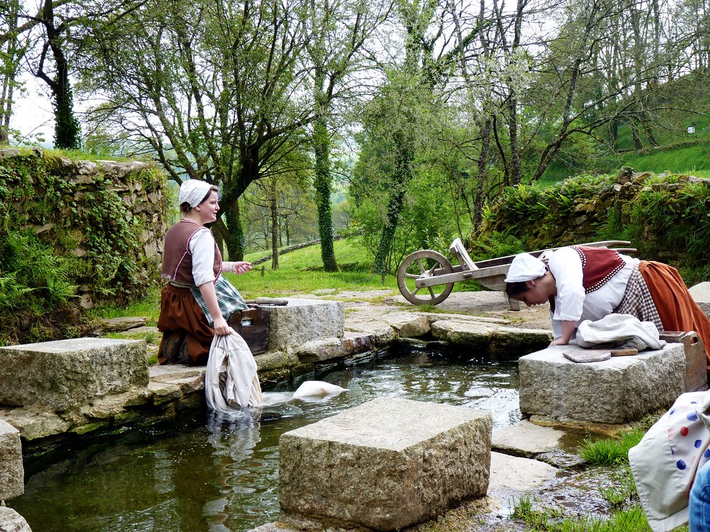 Lavoir pierres reconstitution