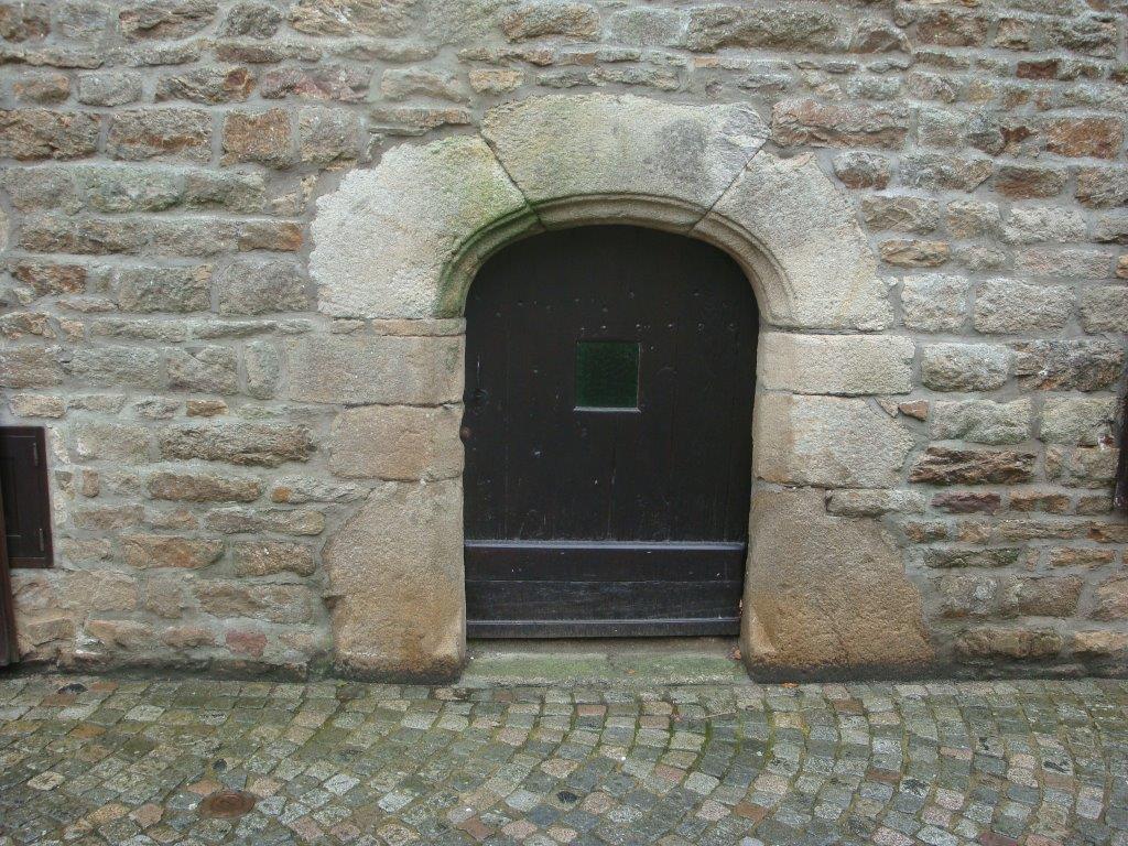 Maison Vierges porte