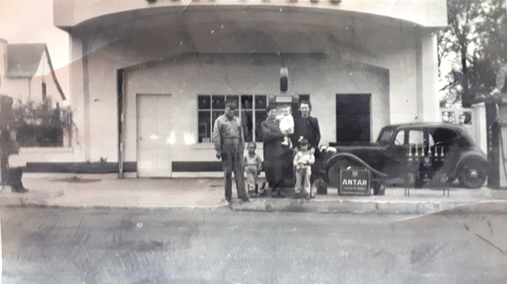 1952 Garage ANTAR