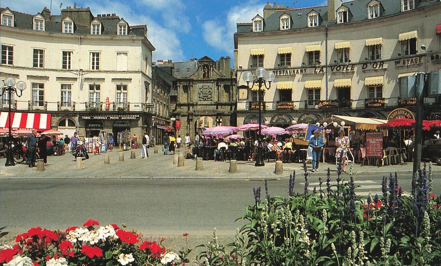 1985 Place Gambetta 2