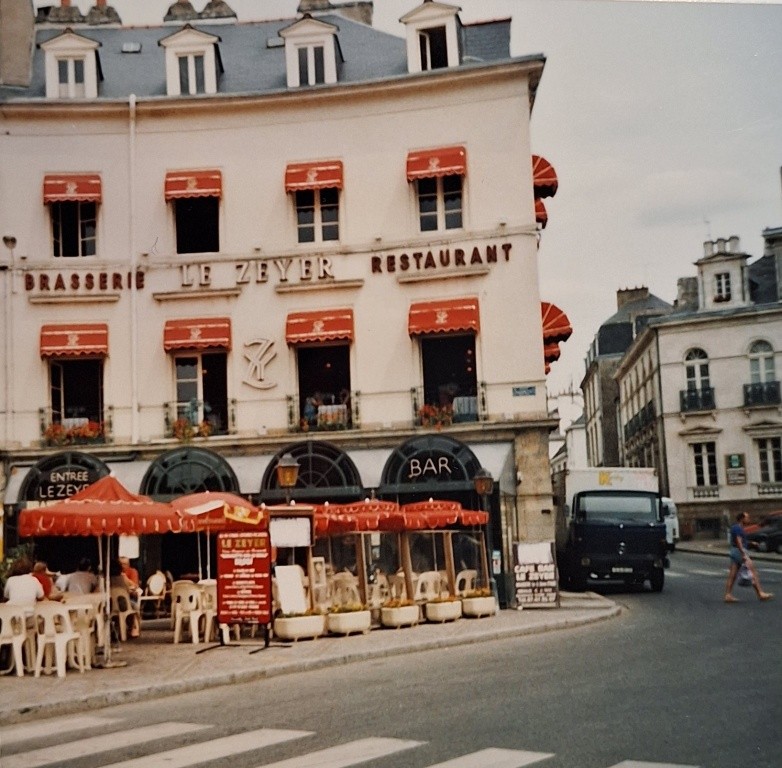 1987 Brasserie Le Zeyer Façade