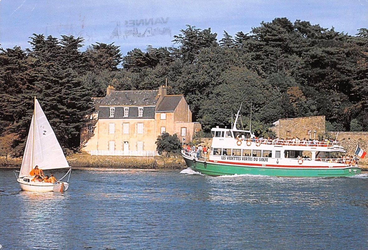 CPA vedette verte Maison Rose